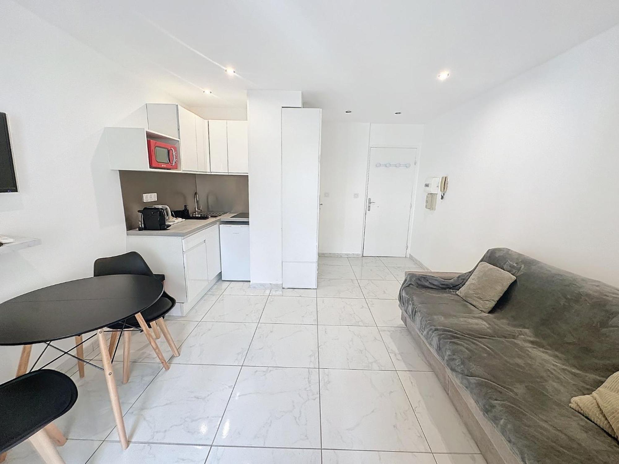 Superbe Studio Terrasse Centre Ville Et Plages A Pieds Cannes Exterior foto